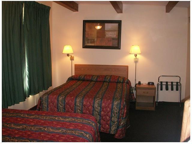 Scottish Inns Potsdam Kamer foto